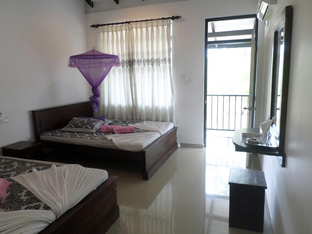 Romana Rest Kataragama Luaran gambar