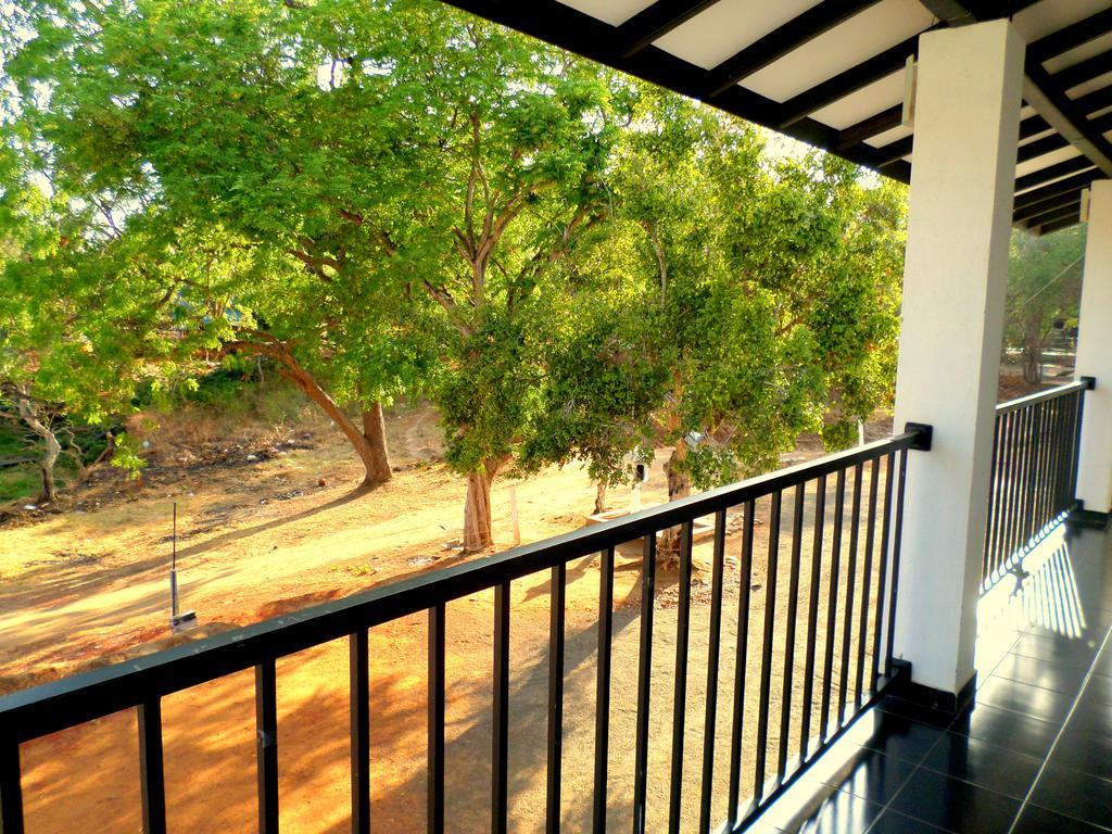 Romana Rest Kataragama Luaran gambar